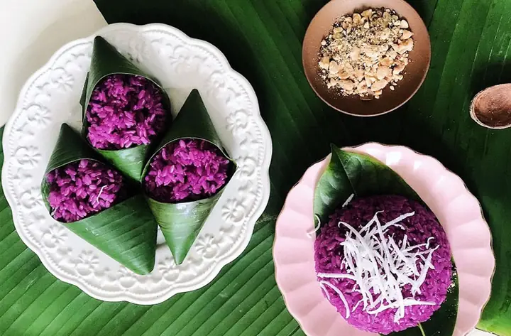 3. Cách nấu xôi lá cẩm nước cốt dừa
