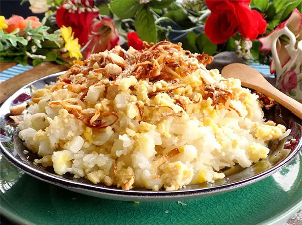 Cách Nấu Xôi Bắp Bào Nước Cốt Dừa Dẻo Thơm Béo Ngậy Tại Nhà