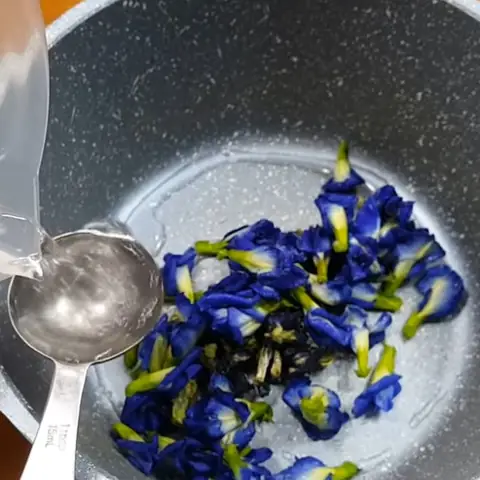 Cách Nấu Xôi Bắp Bào Nước Cốt Dừa Dẻo Thơm Béo Ngậy Tại Nhà