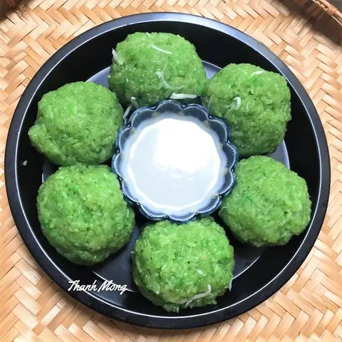 Hướng Dẫn Cách Nấu Xôi Gà Lá Dứa Thơm Ngon Chuẩn Vị Tại Gia
