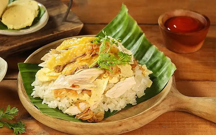 Hướng dẫn chi tiết cách nấu xôi gà xé ngon chuẩn vị tại nhà