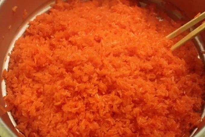 Cách Nấu Xôi Gấc Mặn Thơm Ngon, Dẻo Mềm Chuẩn Vị