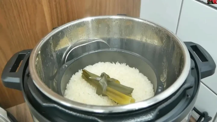 cách nấu xôi lạc bằng chõ