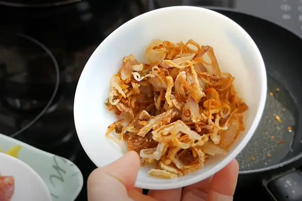 Chế biến các nguyên liệu phụ kèm Chế biến các nguyên liệu phụ kèm