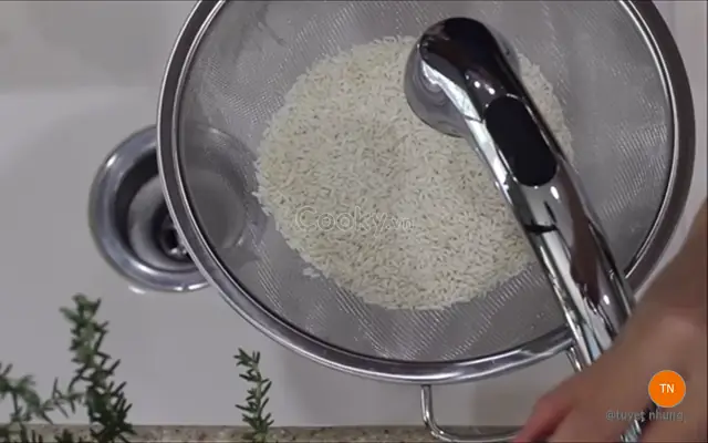 Nguyên liệu nấu Xôi đậu xanh nấu bằng nồi cơm điện