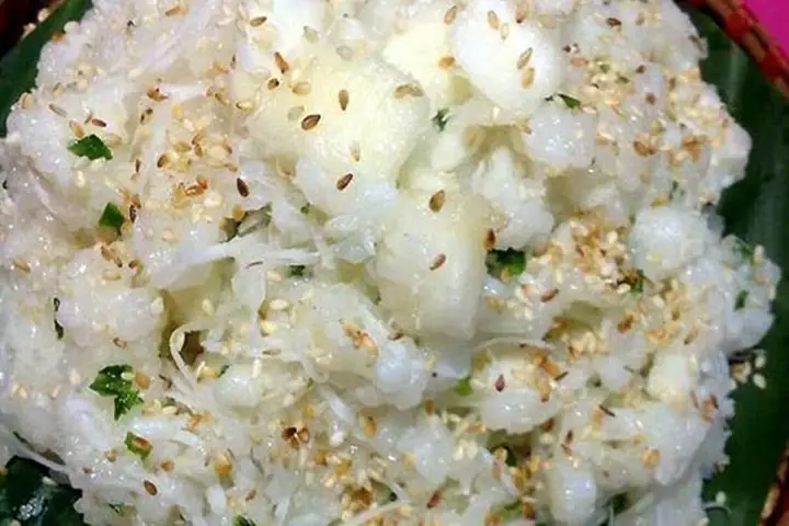 Bí Quyết Nấu Xôi Sắn Ngon Dẻo Thơm Chuẩn Vị Bằng Nồi Cơm Điện