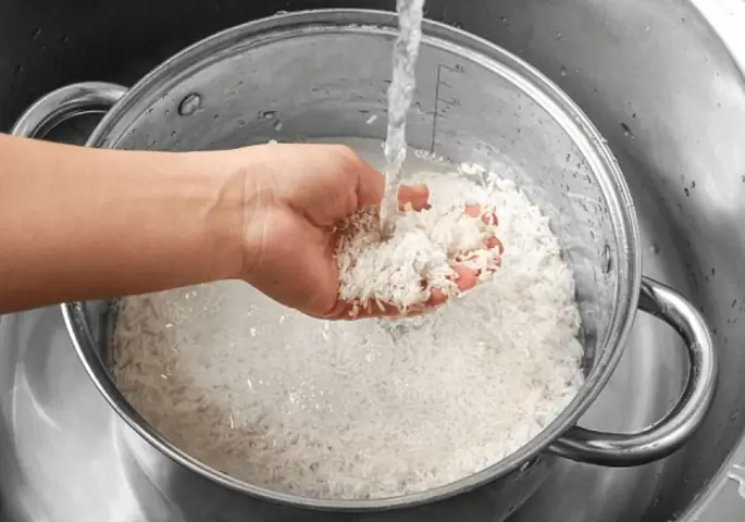 Cách Nấu Xôi Sầu Riêng Bằng Nồi Cơm Điện Thơm Ngon, Dễ Làm