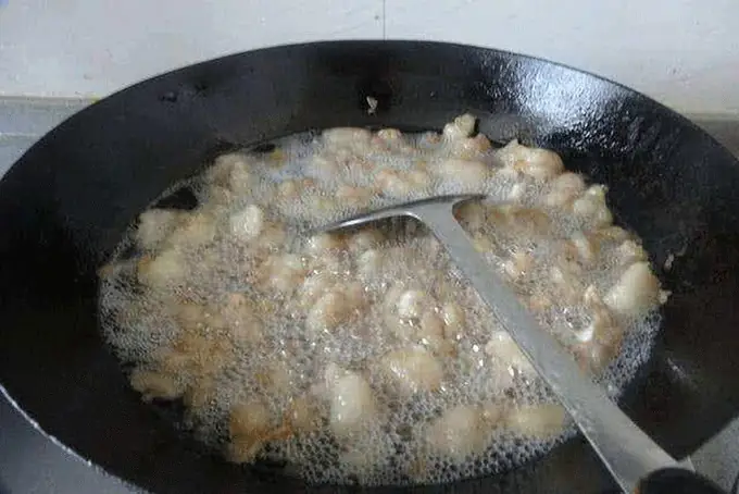 Xôi Lạc (Xôi Đậu Phộng) – Hương Vị Truyền Thống Đậm Đà