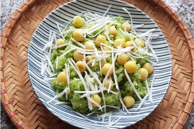 Cách nấu xôi vị lá dứa dẻo thơm, xanh mướt và chuẩn truyền thống