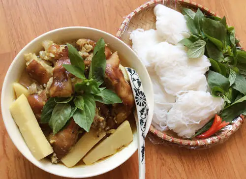 Hưá»ng dẫn cách là m thá»t chó nấu mÄng ÄÆ¡n giản Äến bất ngá» Bữa cơm đậm đà hơn nhờ cách nấu xương chó ngon tại nhà