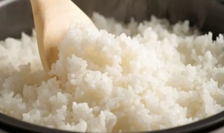 1Có nên “cắt” cơm hoàn toàn không? 1Có nên “cắt” cơm hoàn toàn không?