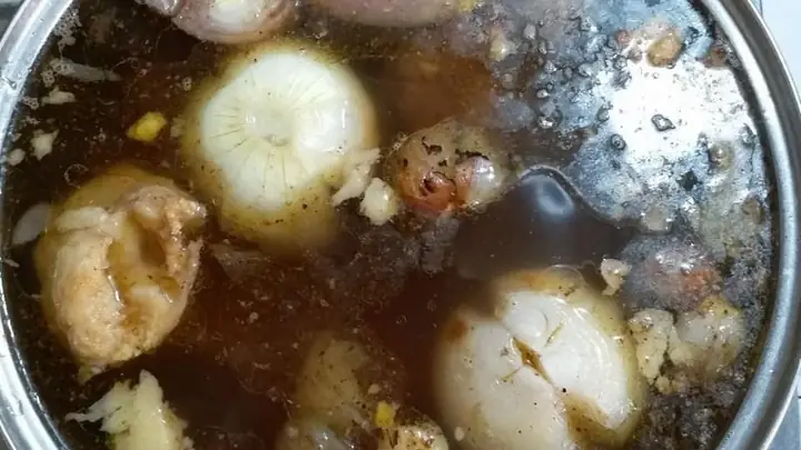 Kinh nghiệm ninh xương bò nấu phở chuẩn vị nước dùng trong vắt