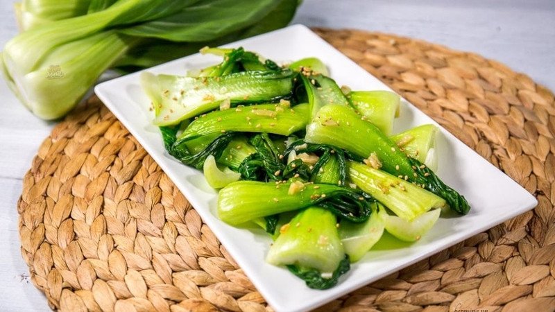 Cải thìa xào tỏi thơm ngon