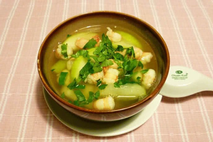 Canh bí đao tôm tươi ngọt lành