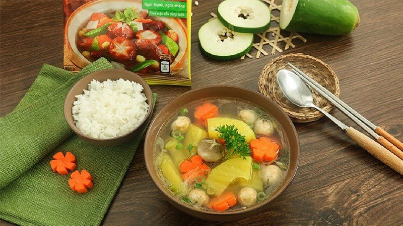Canh đu đủ chay nấm rơm ngọt tự nhiên