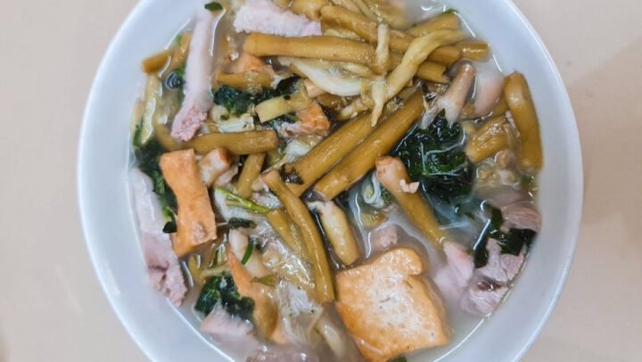 Canh ngó khoai thanh mát, không bị ngứa