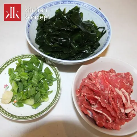 Cách Nấu Canh Rong Biển: 10 Công Thức Ngon Bổ Dưỡng Đơn Giản Tại Nhà