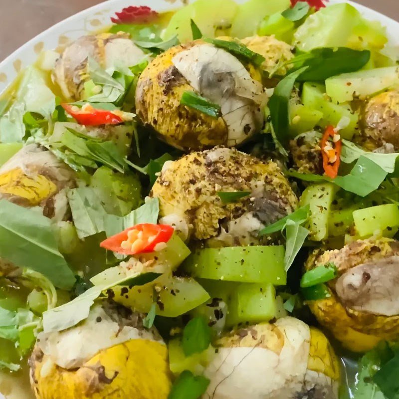 Canh trứng vịt lộn bầu rau răm