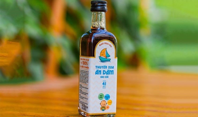 Chai nước mắm nhĩ cao cấp với thông tin calo rõ ràng cho người tiêu dùng