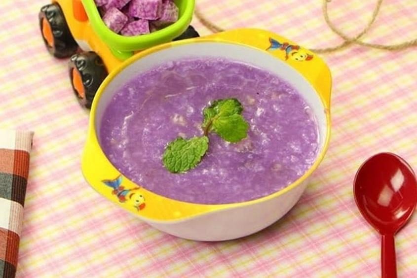 Cháo cua đồng khoai mỡ giàu năng lượng cho bé