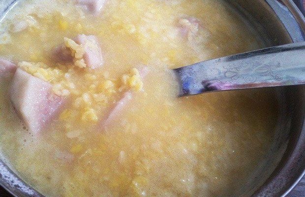 Chè đậu xanh khoai môn thơm bùi