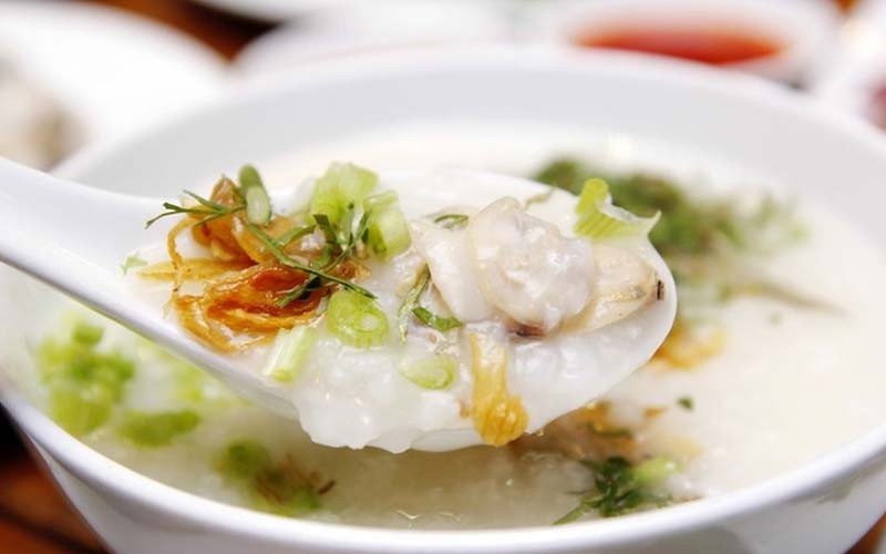 Chế độ ăn cháo lá dứa giảm cân hiệu quả và khoa học.