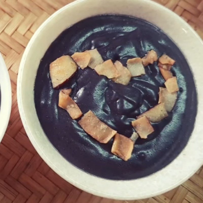 Chè mè đen thành phẩm hấp dẫn cho bà bầu sắp sinh