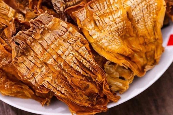 Chọn măng khô chất lượng