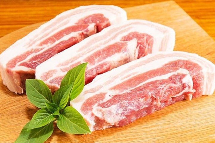 Chọn tôm khô chất lượng để làm kho quẹt tôm khô thịt ba chỉ