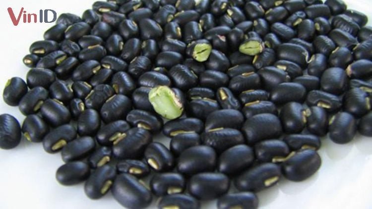 Đậu đen là nguyên liệu chính