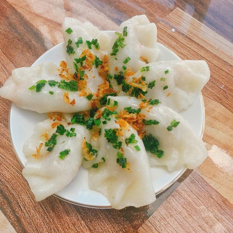 Đĩa há cảo tôm thịt hấp nóng hổi, sẵn sàng để thưởng thức