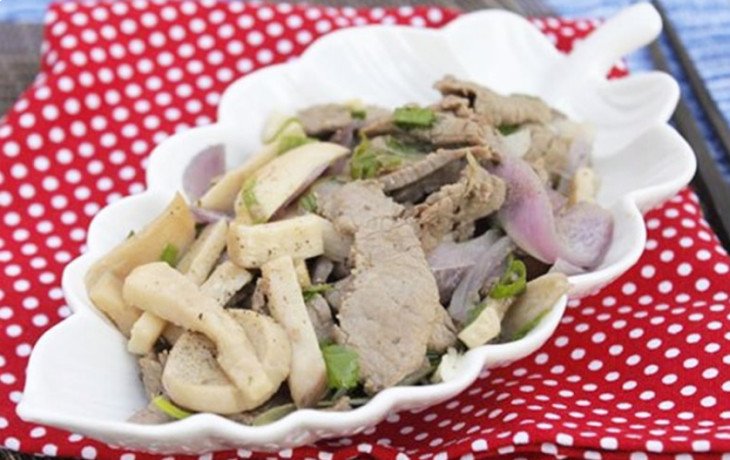 Đĩa nấm đùi gà xào thịt bò