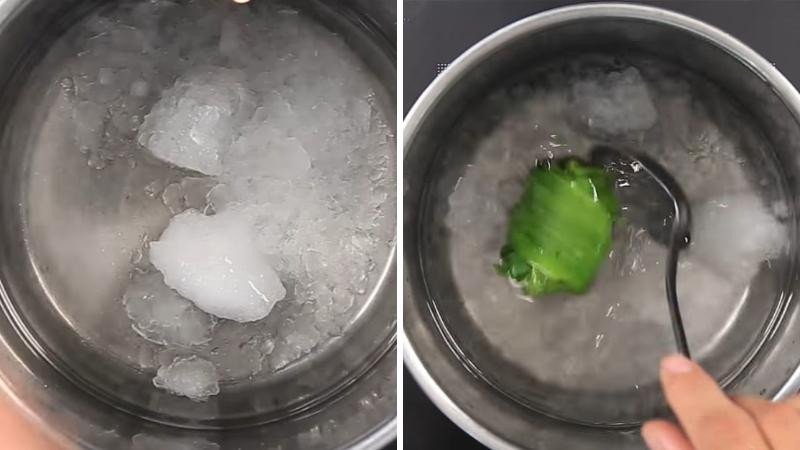 Đun sôi nước với đường phèn và lá dứa để tạo hương thơm dịu nhẹ