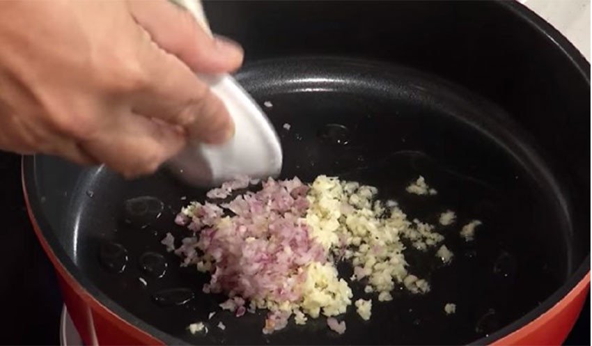 Hành tỏi phi thơm vàng giòn