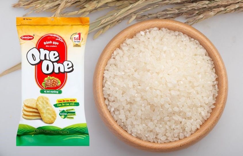 Hạt gạo Japonica chất lượng cao là nguyên liệu chính tạo nên bánh gạo One One.