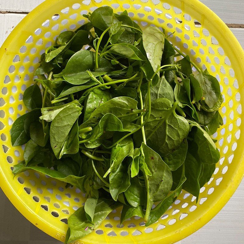 Hến tươi dùng để nấu canh hến mồng tơi
