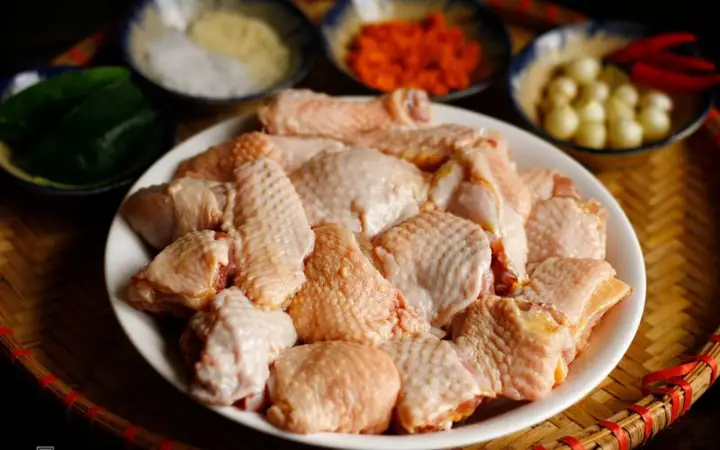 Hướng dẫn cách nấu lẩu gà nấm thơm ngon, chuẩn vị tại nhà