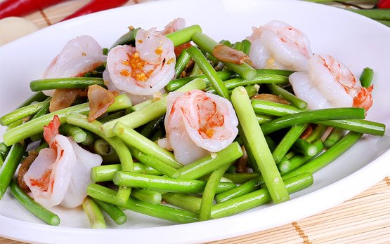 Hướng dẫn cách xào ngồng tỏi cùng tôm