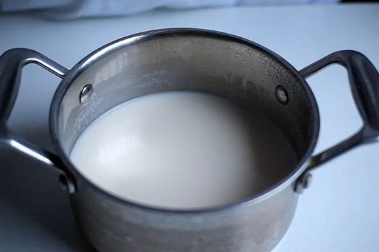 Kem béo làm tăng độ béo thơm cho nước cốt dừa