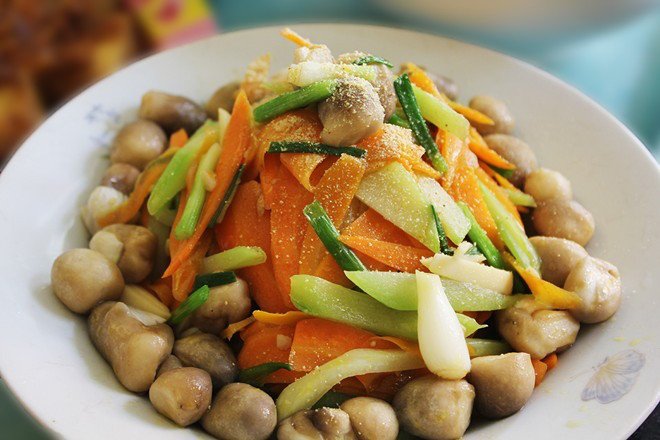 Kết hợp nấm rơm với rau củ quả để tối ưu 100g nấm rơm bao nhiêu calo