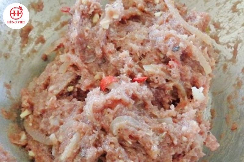 Kỹ thuật trộn nem chua thịt heo