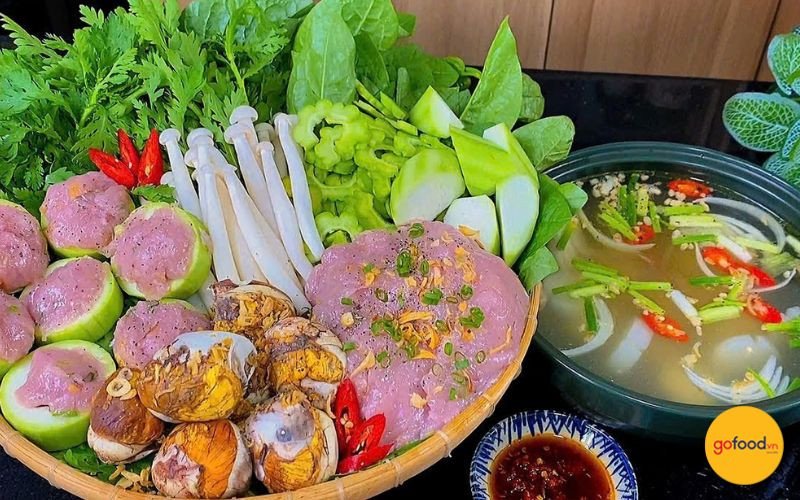 Lẩu cá thác lác hột vịt lộn