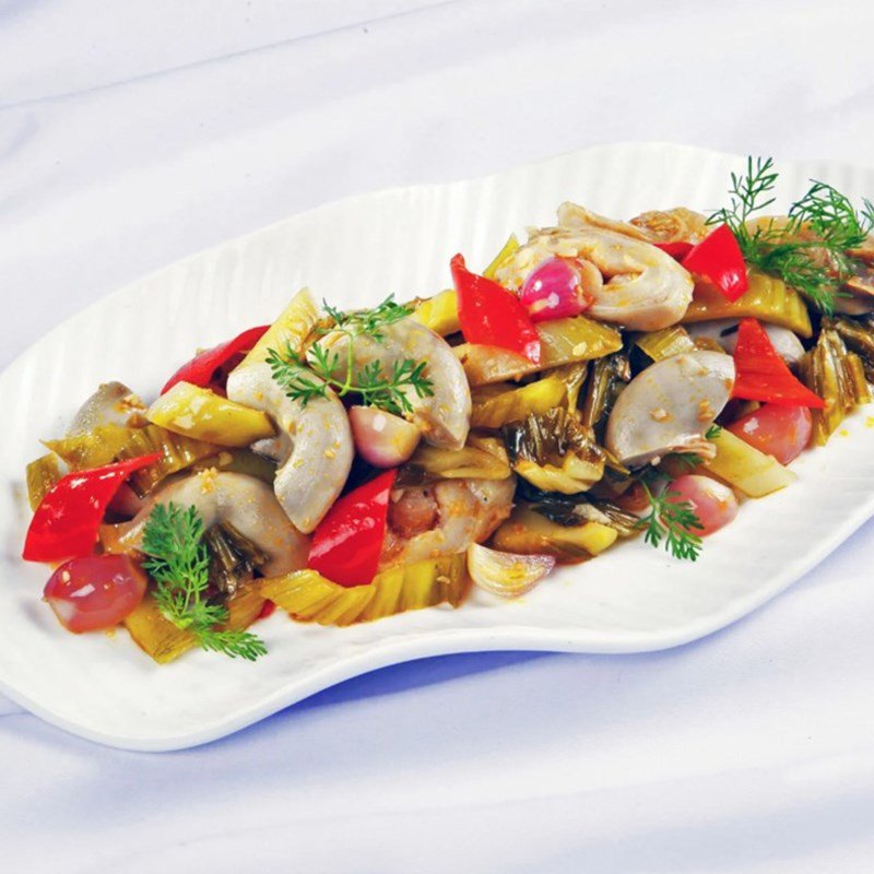 Lòng bò xào dưa chua hấp dẫn