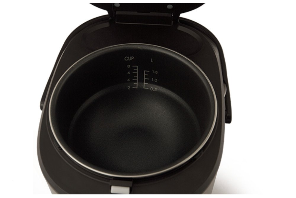 Lòng nồi cơm điện có vạch định mức giúp đong nước nấu xôi màu vàng chuẩn xác