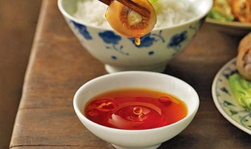 Lượng nước mắm tiêu thụ hợp lý hàng ngày để đảm bảo sức khỏe và kiểm soát cân nặng