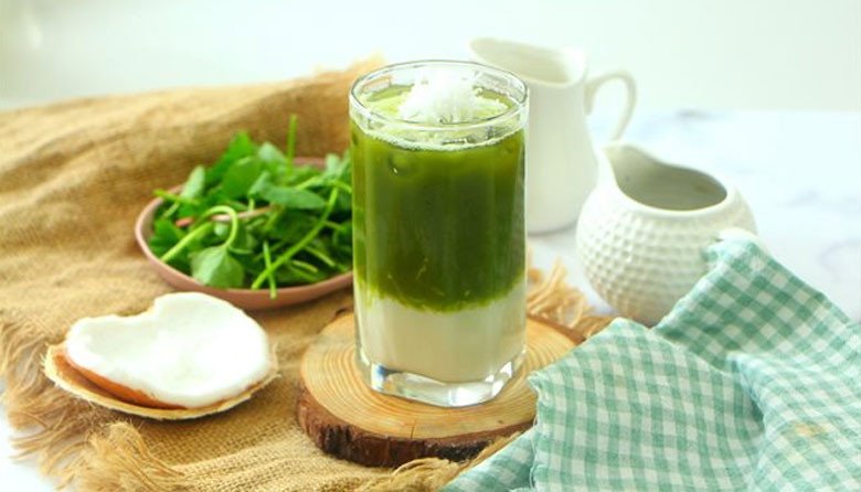 Ly nước rau má đậu xanh sữa dừa thơm béo, phân tầng đẹp mắt