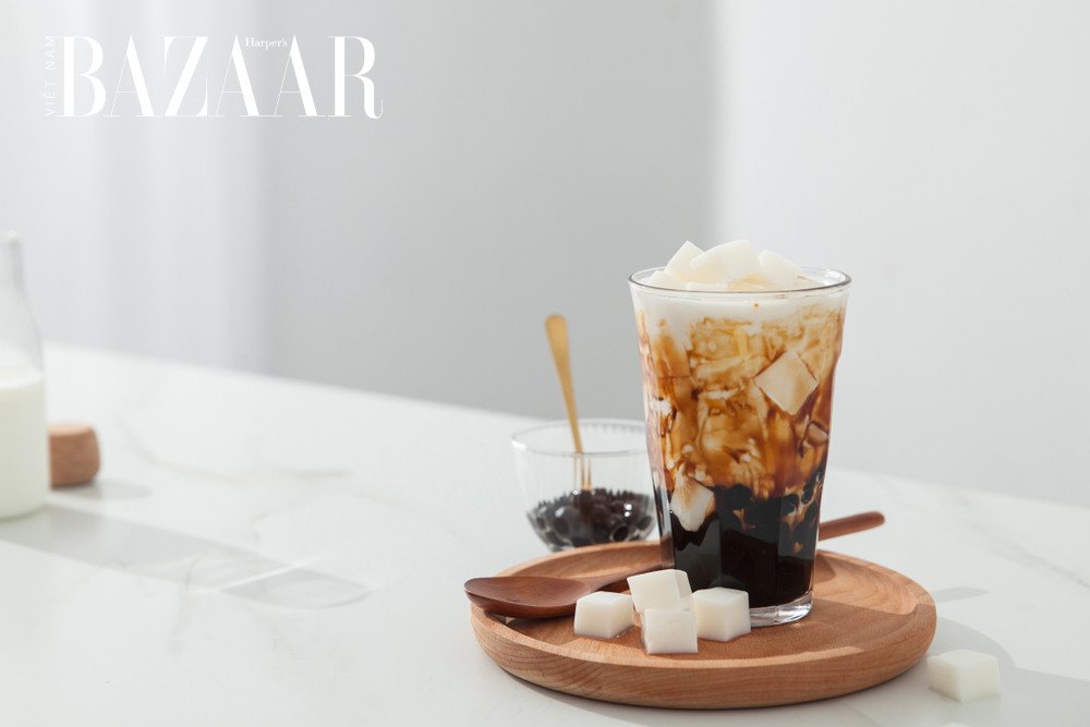 Ly trà sữa đầy topping