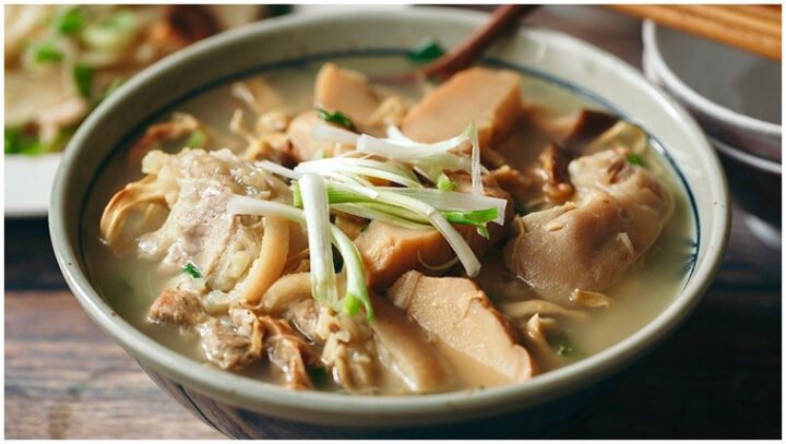 Măng khô ngâm nước chuẩn bị sơ chế