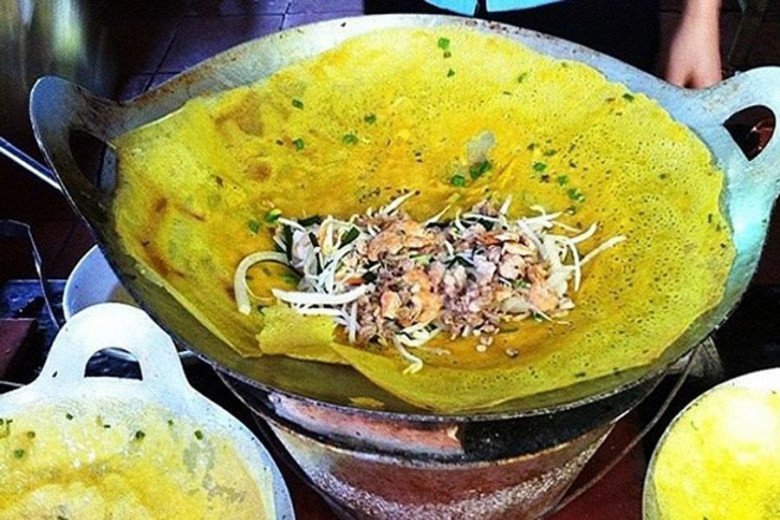 Mẹo làm bánh xèo giòn rụm tại nhà