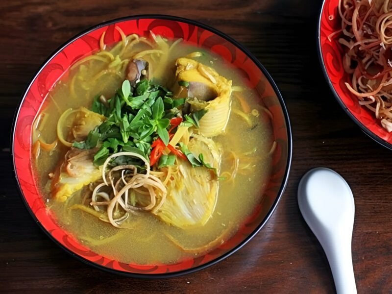 Món canh chua cá đuối bắp chuối thanh mát, giòn ngọt hấp dẫn cho bữa cơm gia đình